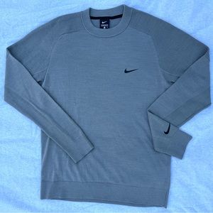 Tiger Woods Nike Golf Collection (Size S)